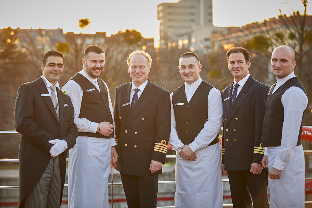 寰宇河輪 專屬白金管家服務