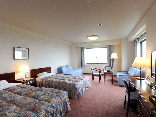 龍膽湖皇家渡假大酒店
(那須高原)