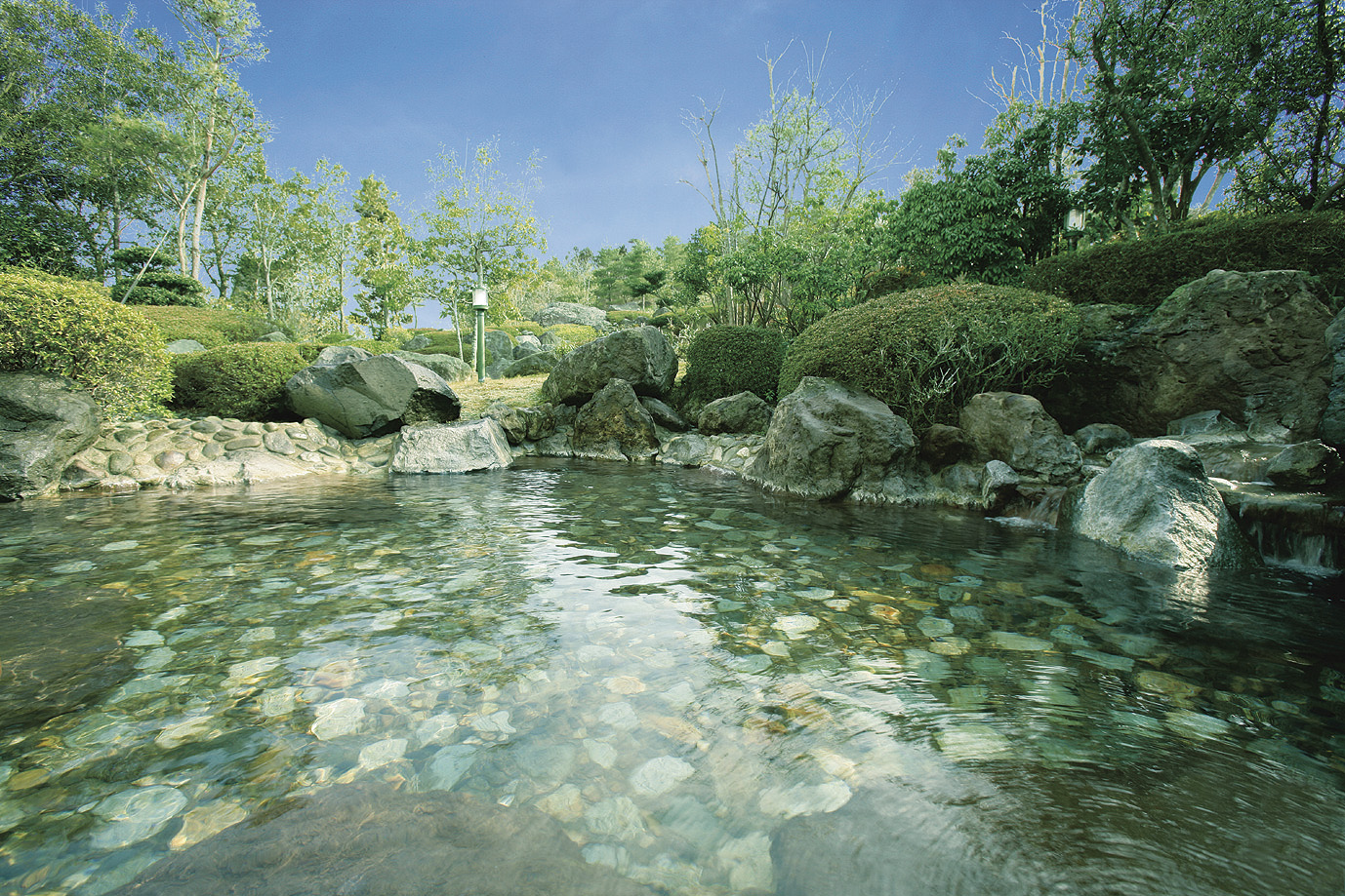 龍膽湖皇家渡假大酒店
(那須高原)