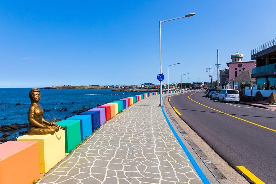 
                                                                                                        道頭洞彩虹海岸道路
                                                                                                        