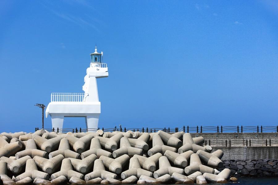 
                                                                                                        梨湖海水浴場
                                                                                                        