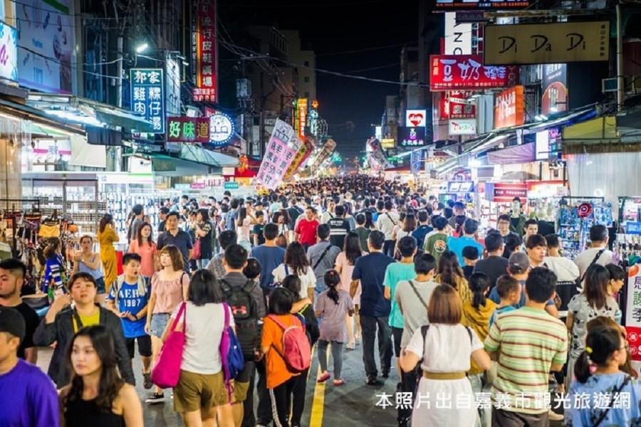 
                                                                                                        嘉義文化路夜市
                                                                                                        