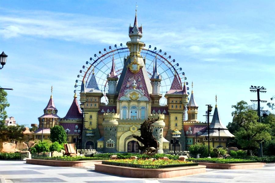 
                                                                                                        富國珍珠奇幻主題樂園
                                                                                                        